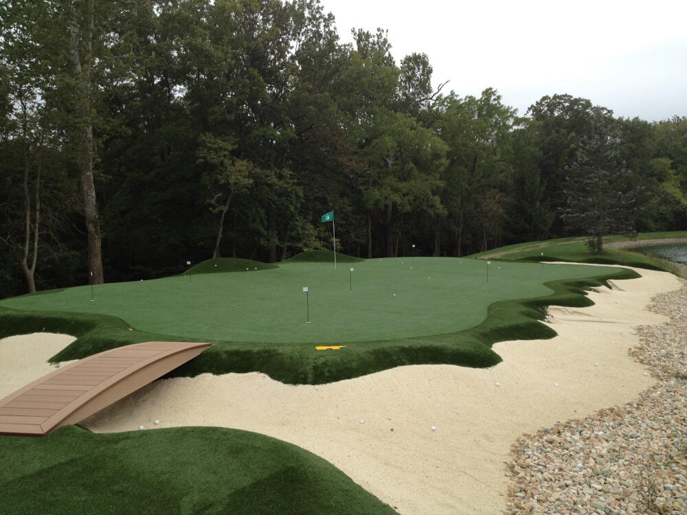Edmonton artificial putting green