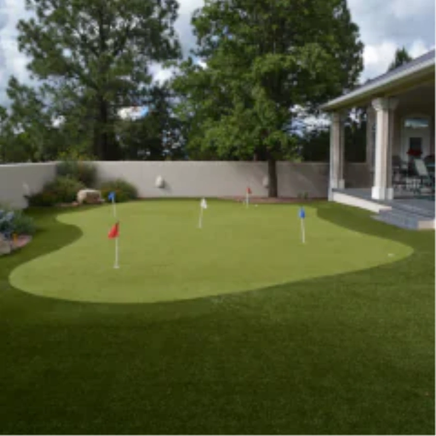 Planning the Ideal Backyard Putting Green For Your Edmonton Space
